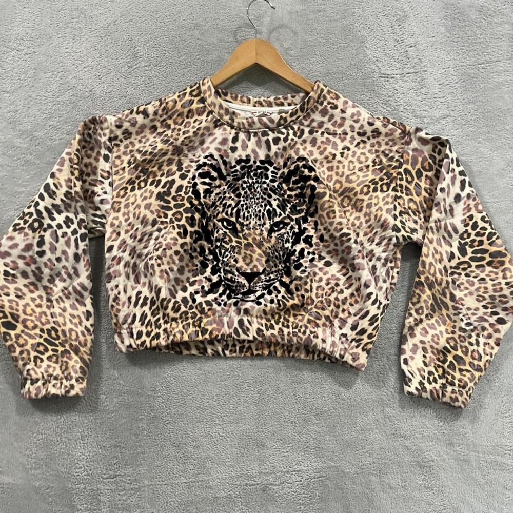 Guess Leopard Print Cropped Sweatshirt